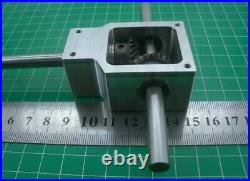 90 Degree Reversing Angle For Spiral Bevel Gear Box Small Reduction Ratio 11